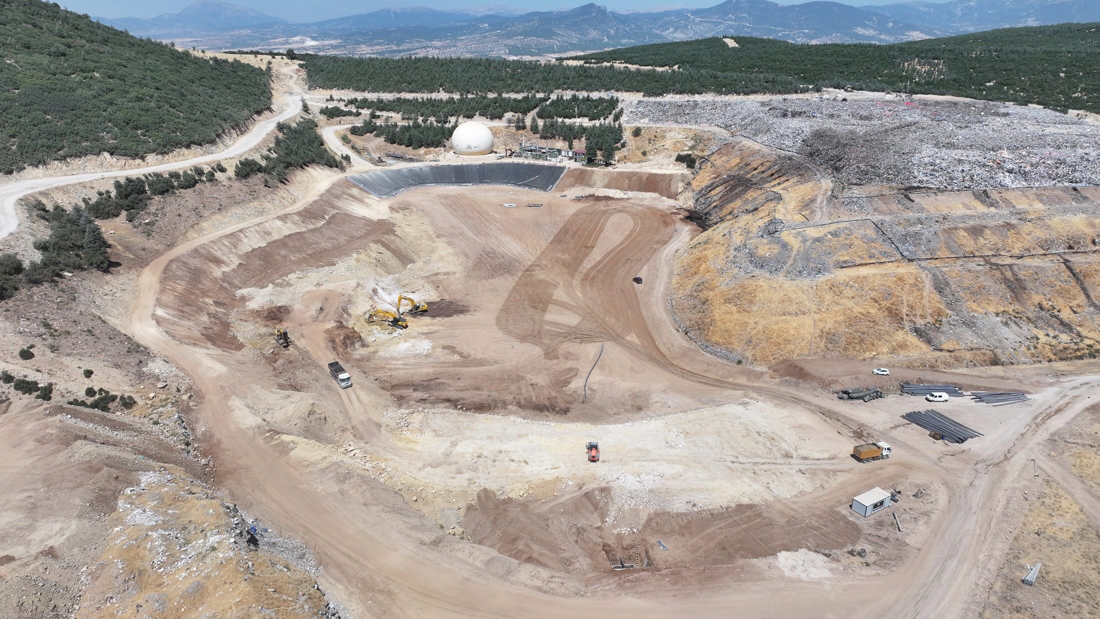 22 08 2025 Baskan Cop Deponi Alani 3. Lot Acilimi Yapim Inceleme (3)