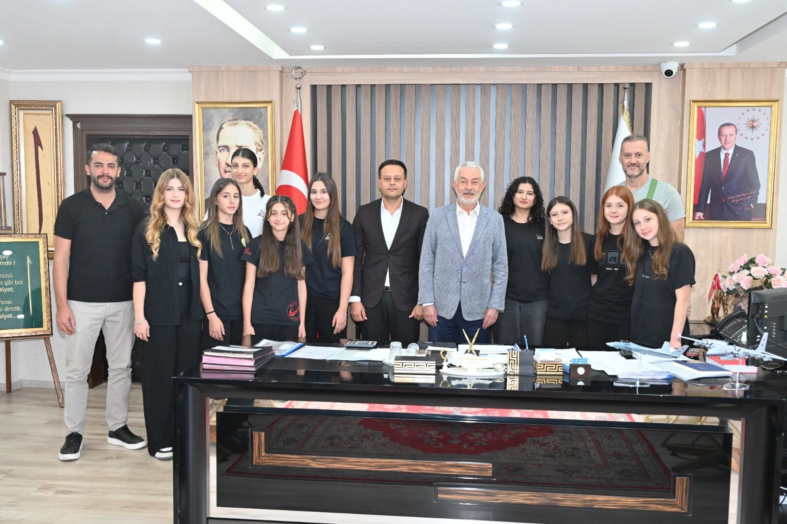 18 09 2025 Kadın Voleybol Takimi Baskan Ziyaret (2)