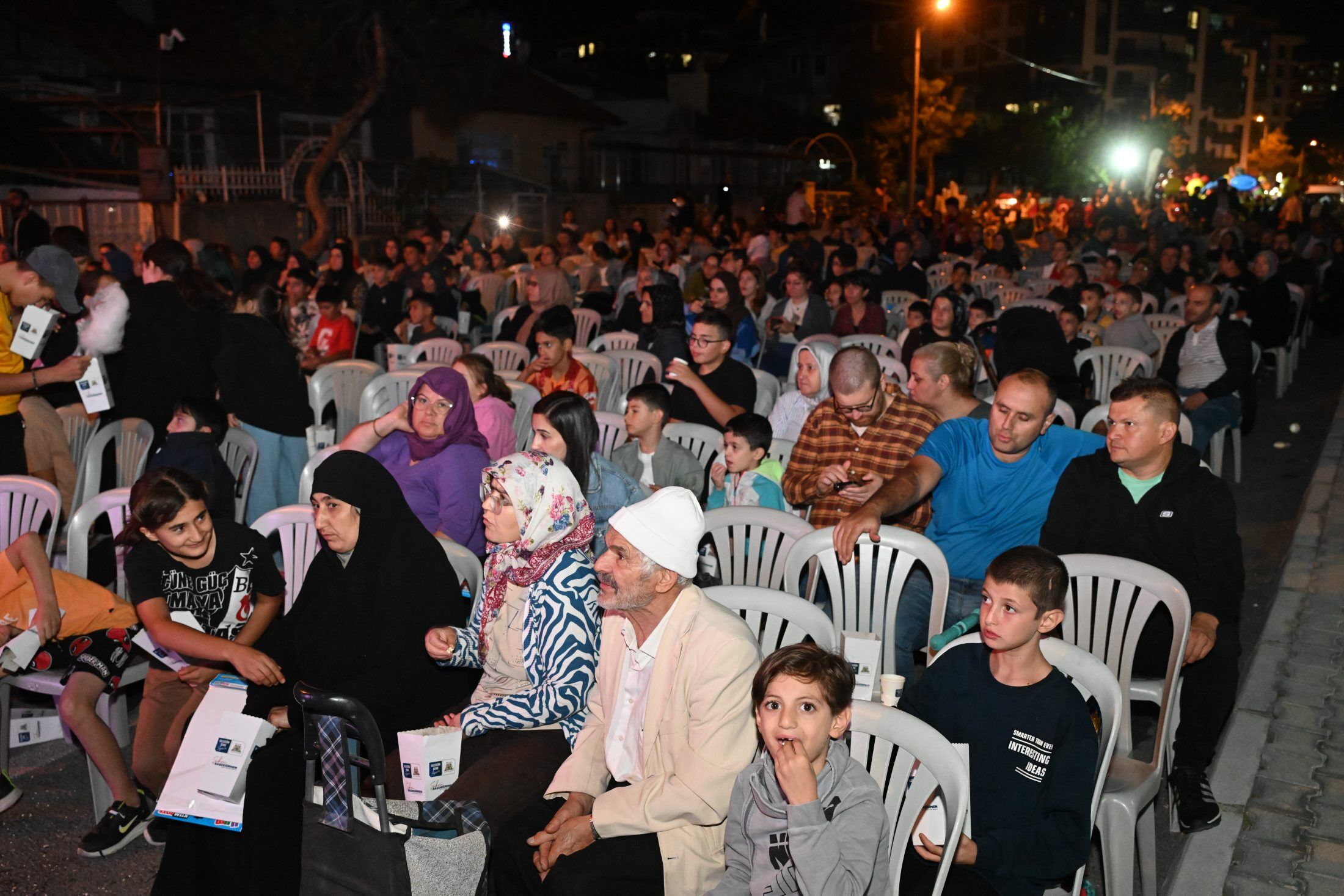 19 09 2025 Yaz Aksami Sinemasi Gülistan Mahallesi (8)