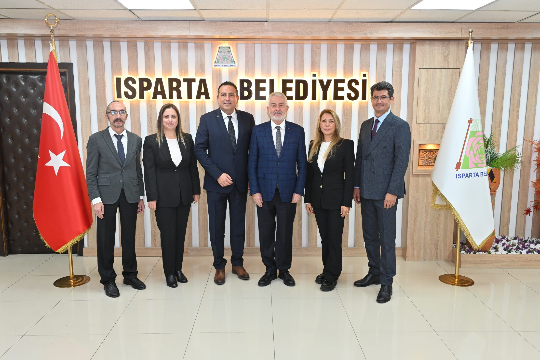 09 10 2025 15. Bolge Isparta Eczaci Odasi Baskana Ziyaret (1)