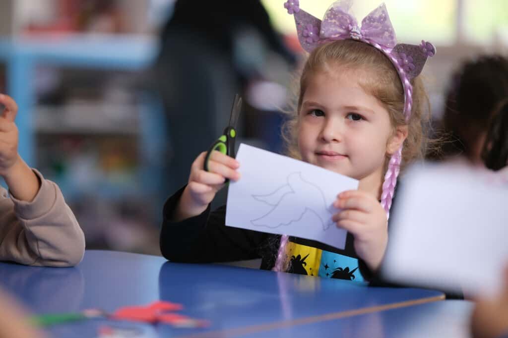 5602F813 A631 4925 85Cd 5717823A310B