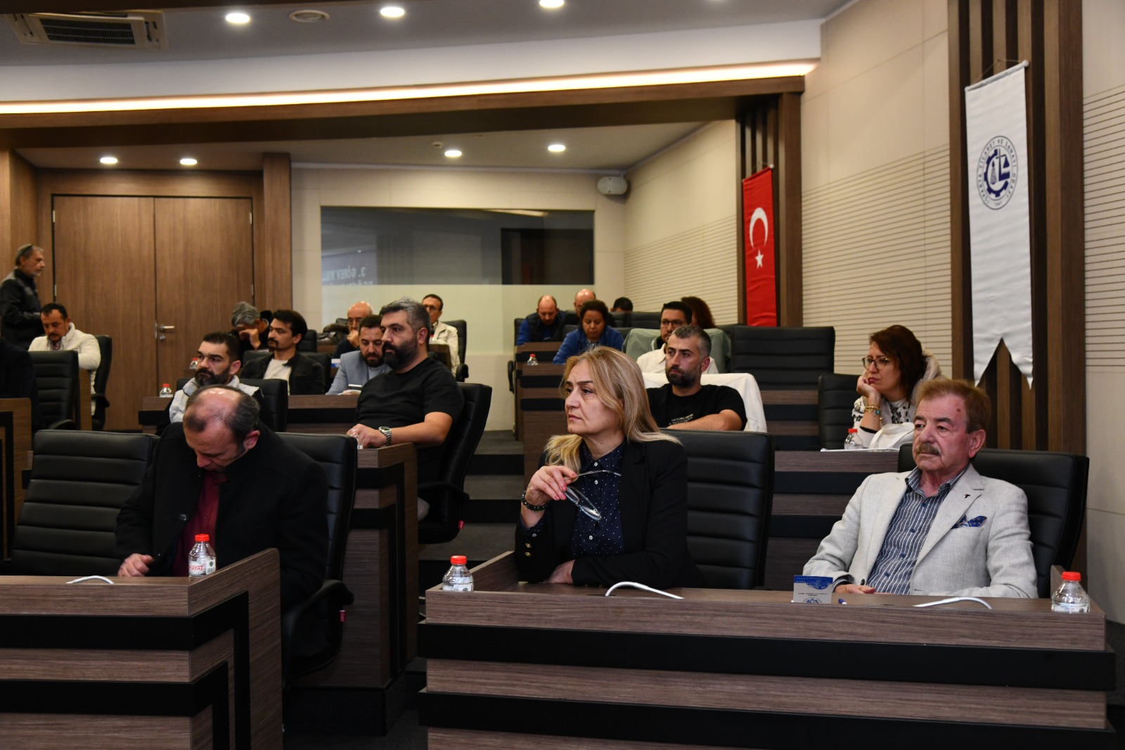 66E1B0B5 27Fe 48D7 99F1 Afd69375Fb43