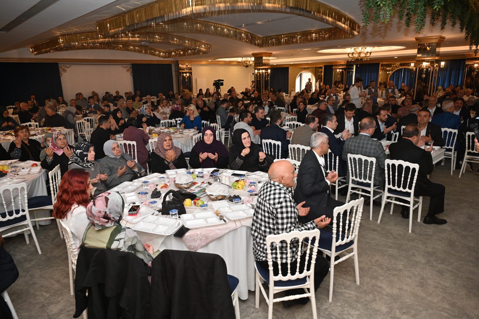 03 11 2025 Baskan Bursa Ispartalilar Bulusma (5)
