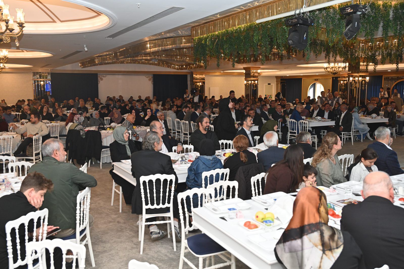 03 11 2025 Baskan Bursa Ispartalilar Bulusma (8)