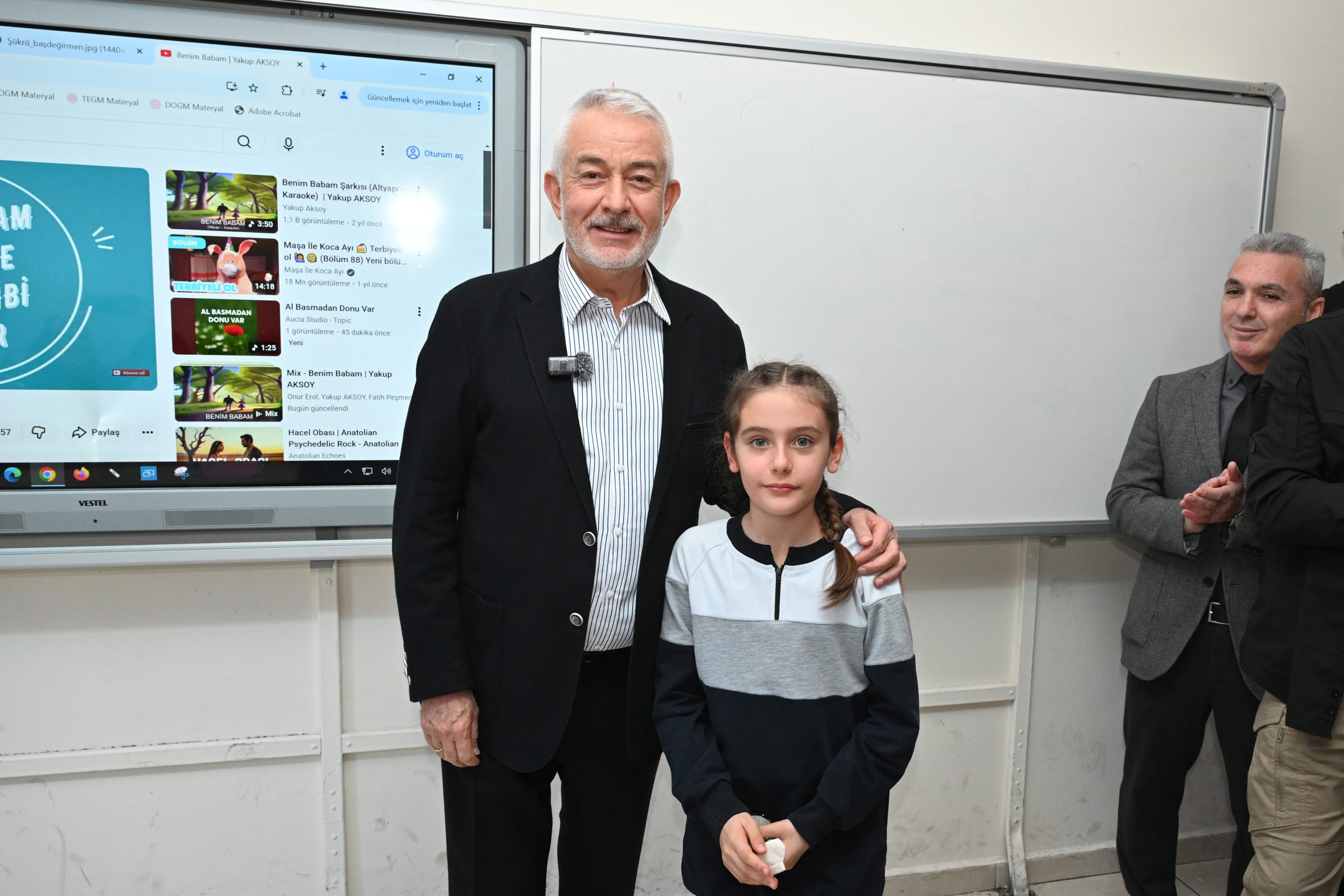 10 12 2025 Baskan Naside Halil Gelendost Sinif Baskani Bilge Mercan Orhan Okul Ziyaret (1)