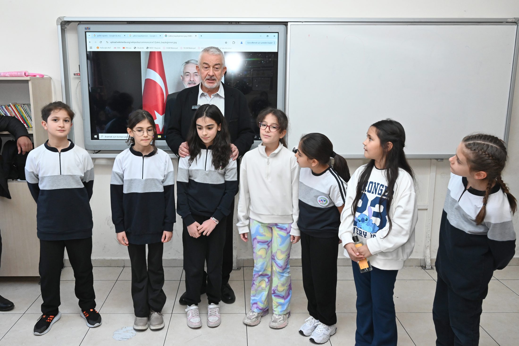 10 12 2025 Baskan Naside Halil Gelendost Sinif Baskani Bilge Mercan Orhan Okul Ziyaret (10)