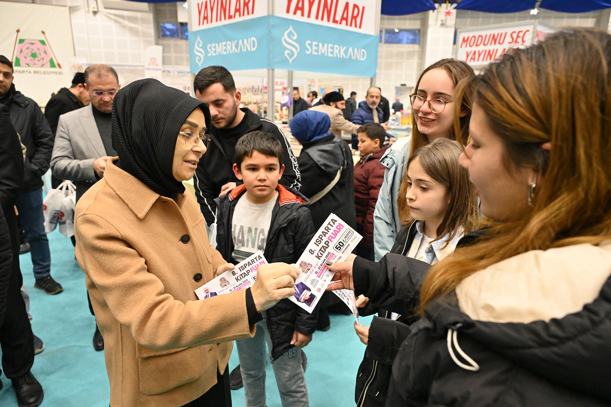 21 12 2025 Baskan 8. Isparta Kitap Fuari Ziyaret (10)