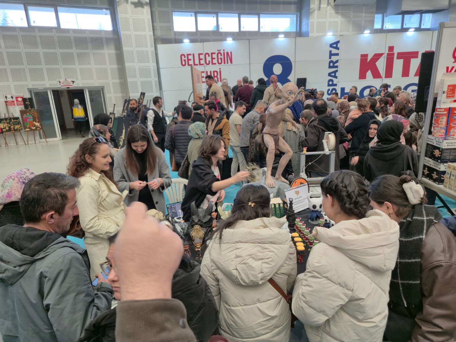 63020911 7B21 42B3 B100 9E5Fdc78B62B