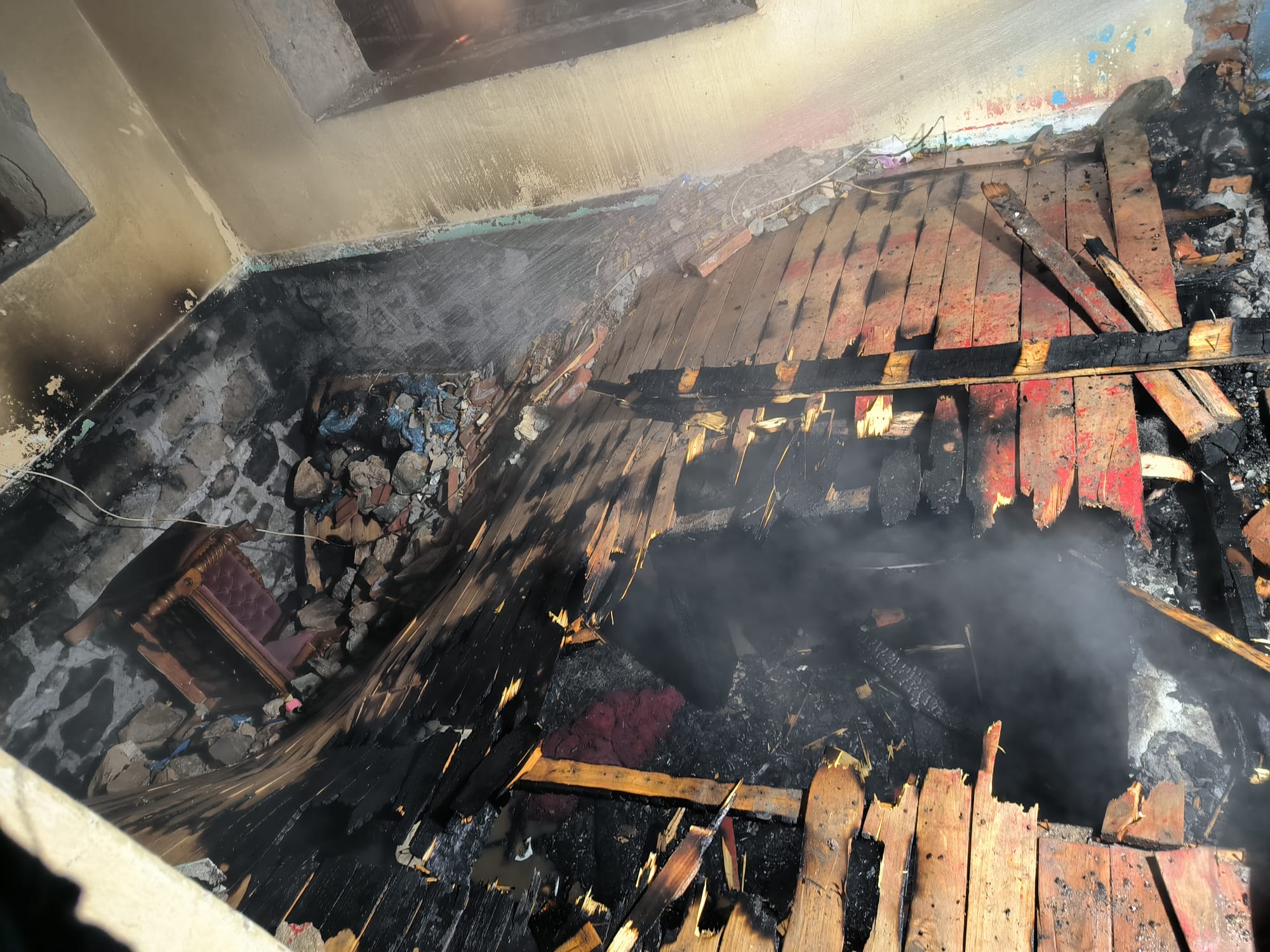 B70A590E 42De 412C A827 902914B2972E