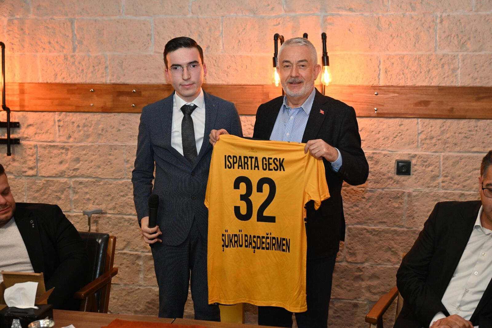 L Ş A Ş A