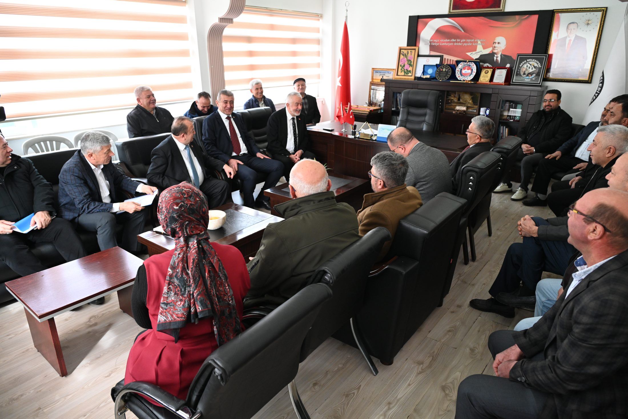 18 02 2026 Baskan Aksu Muhtarlar Toplantisi (4)