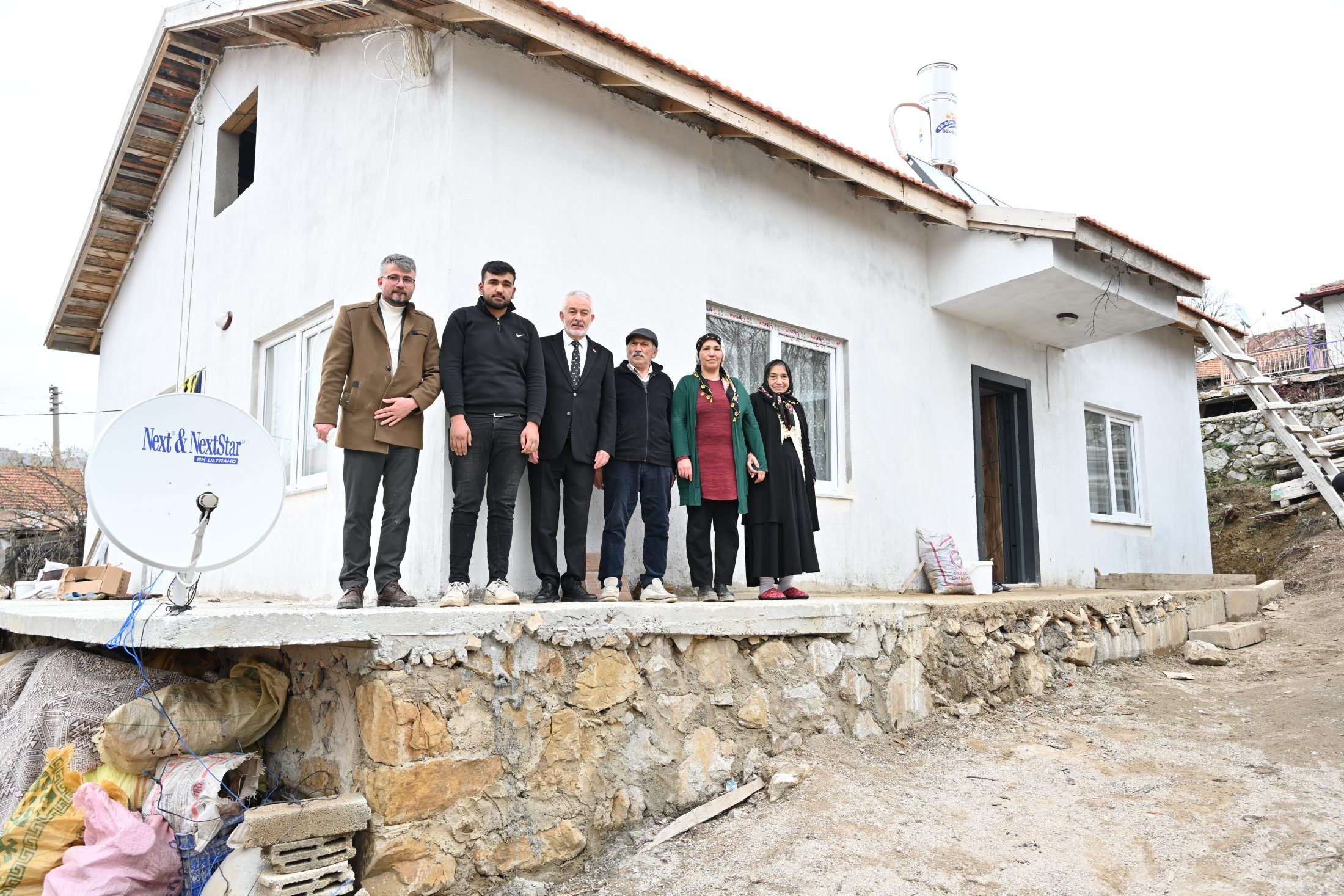 19 02 2026 Baskan Karagi Koyu Akbay Ailesi Yeni Ev Ziyaret (1)