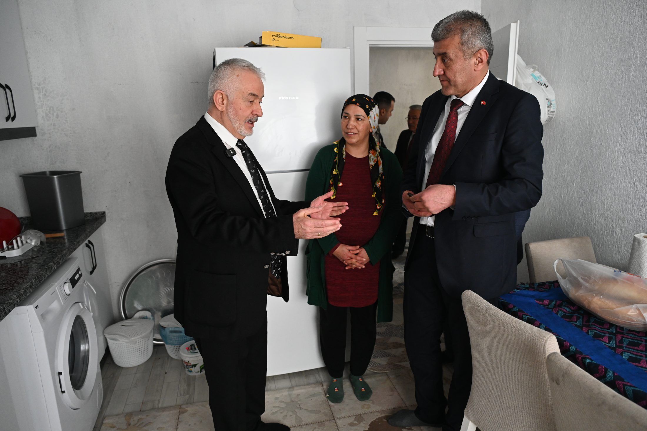19 02 2026 Baskan Karagi Koyu Akbay Ailesi Yeni Ev Ziyaret (2)