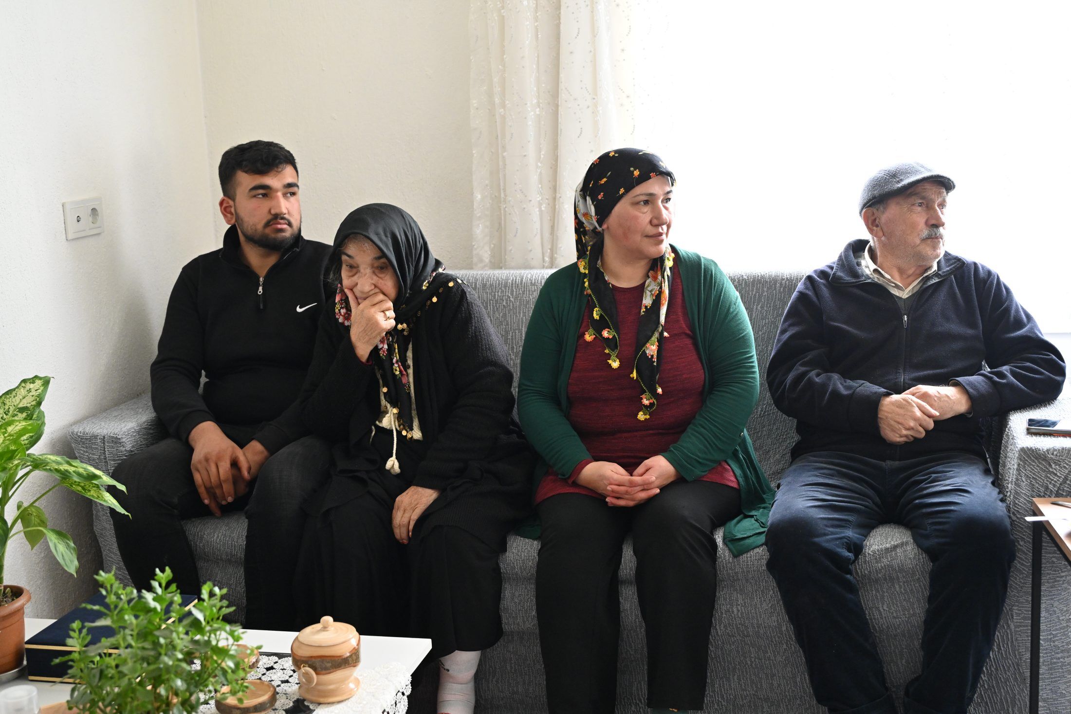 19 02 2026 Baskan Karagi Koyu Akbay Ailesi Yeni Ev Ziyaret (5)