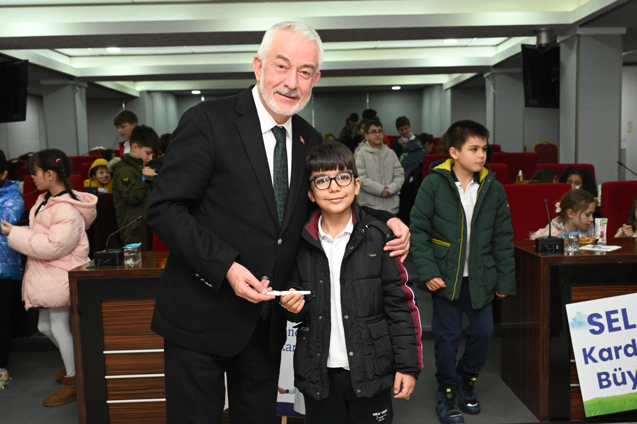 20 02 2026 Yilmaz Sener Ilkokulu 3A Sinifi Baskan Ziyaret (12)