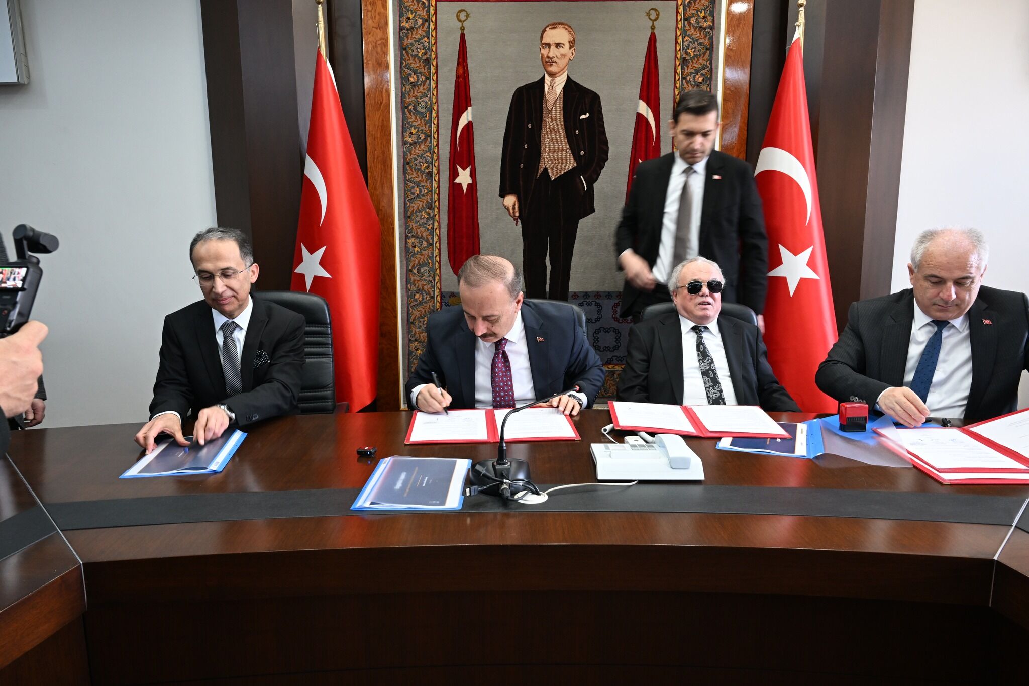 642271865 1461339608778269 900508136667543526 N