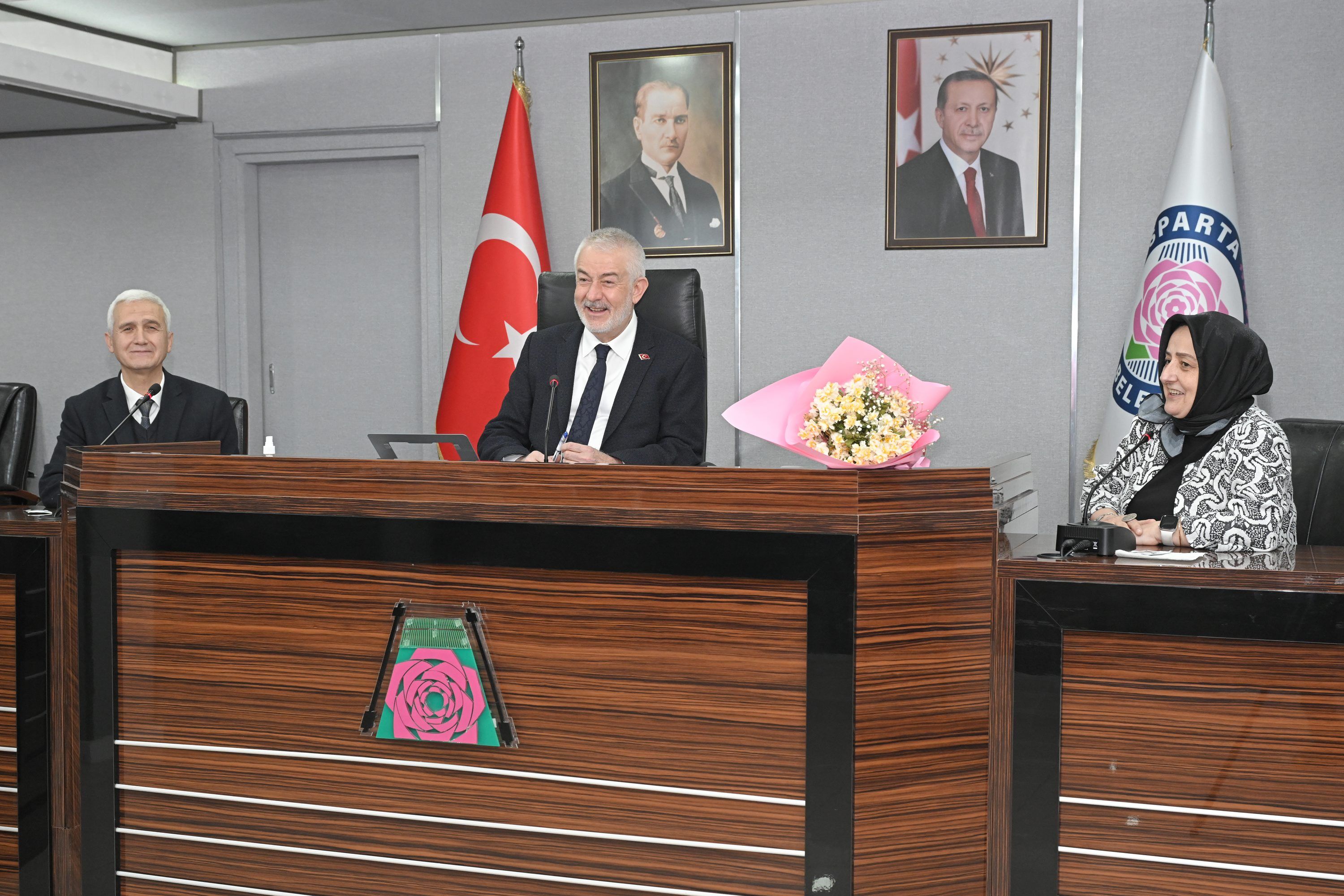 04 03 2026 Sehit Hasan Huseyin Gul Ilkokulu 2B Sınıfı Baskana Ziyaret (3)