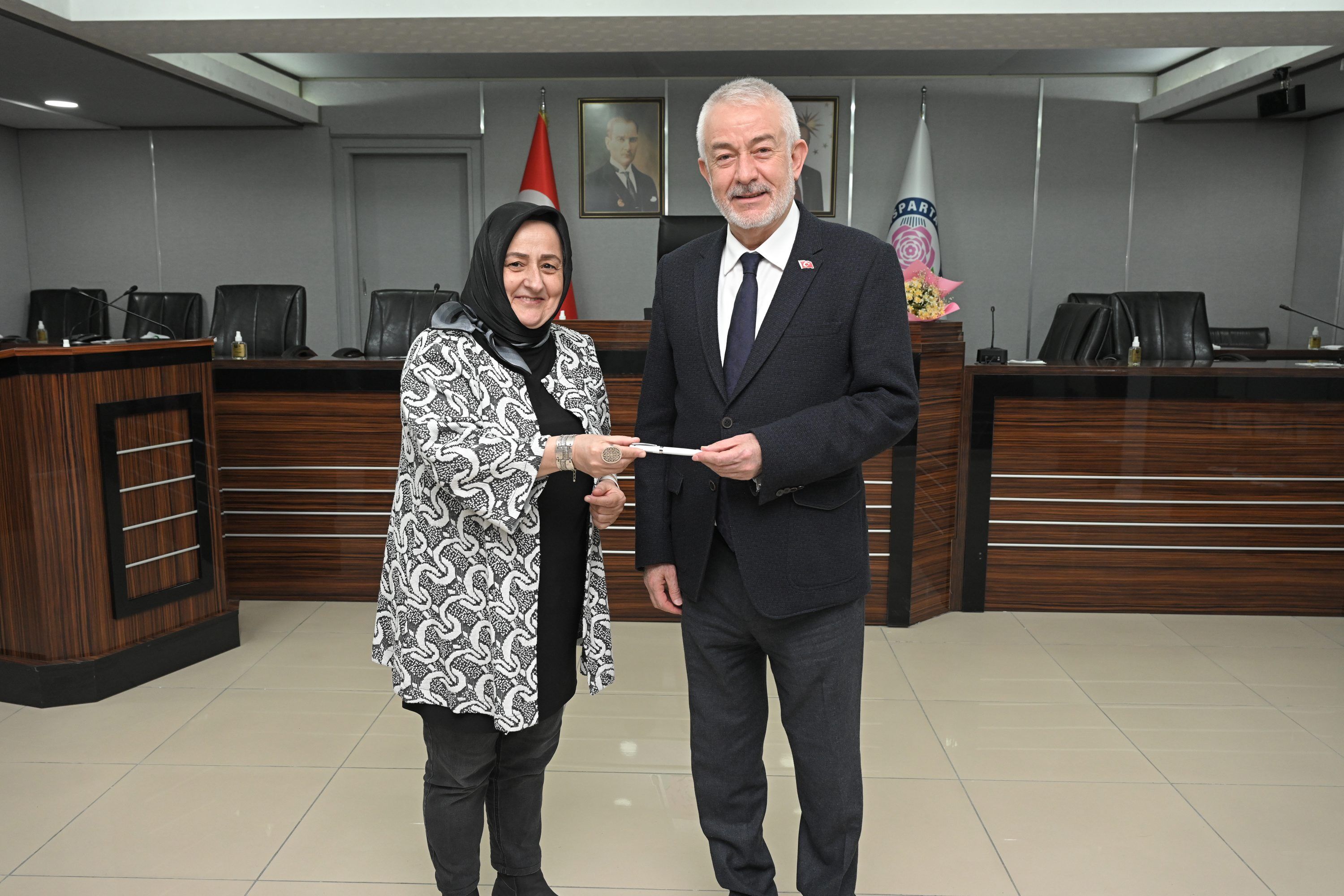 04 03 2026 Sehit Hasan Huseyin Gul Ilkokulu 2B Sınıfı Baskana Ziyaret (8)