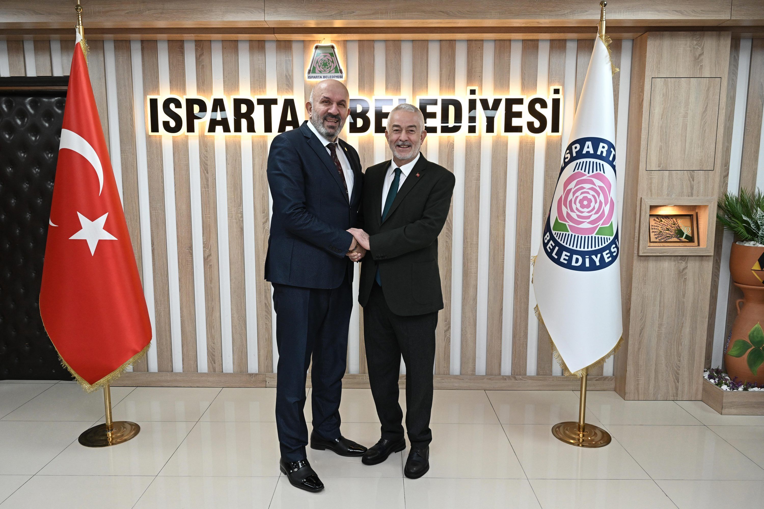 10 03 2026 Muhtarlar Konfederasyonu Baskani Kadir Delibalta Ve Yonetimi Baskana Ziyaret (1)