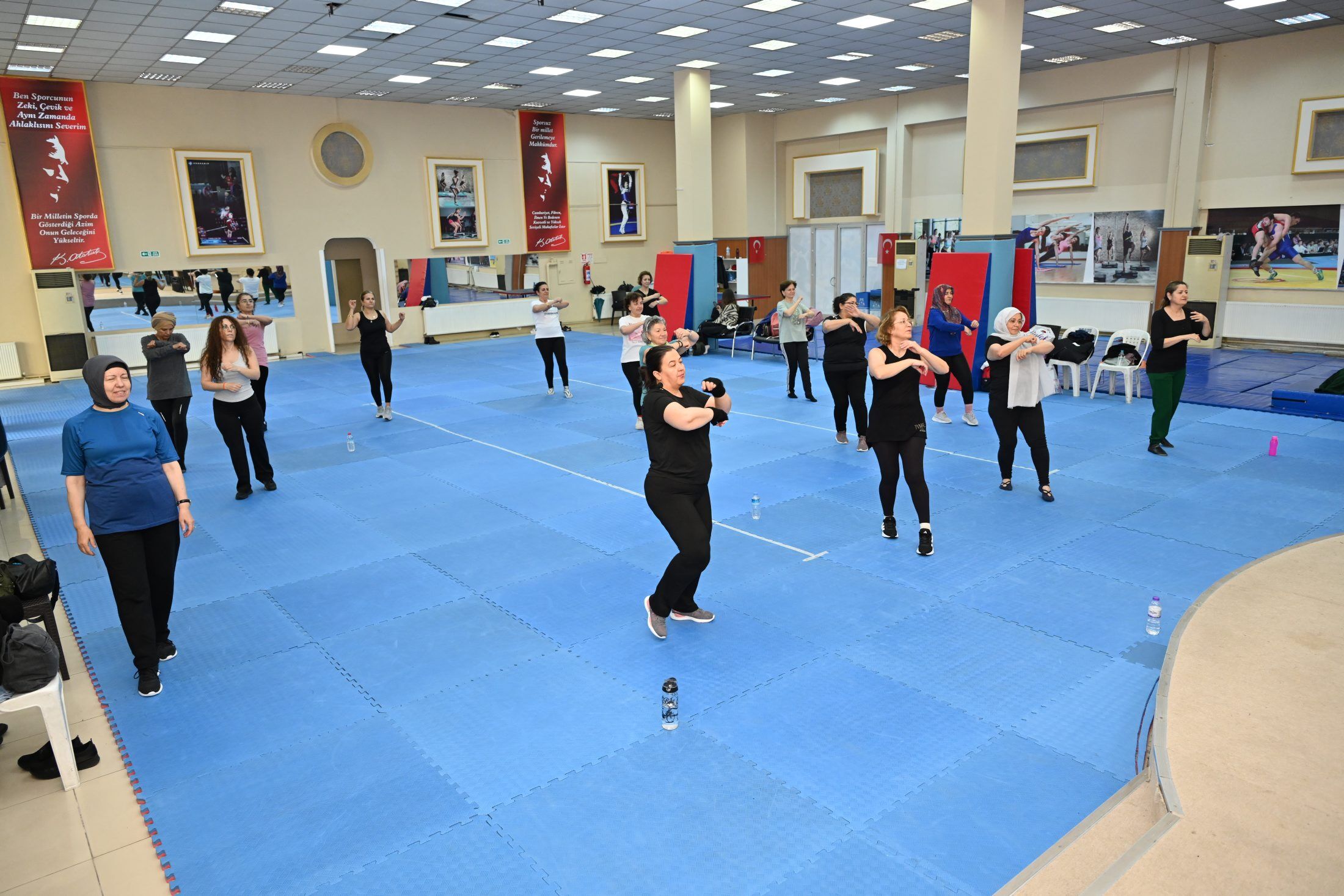 26 03 2026 Zumba Kursu (3)