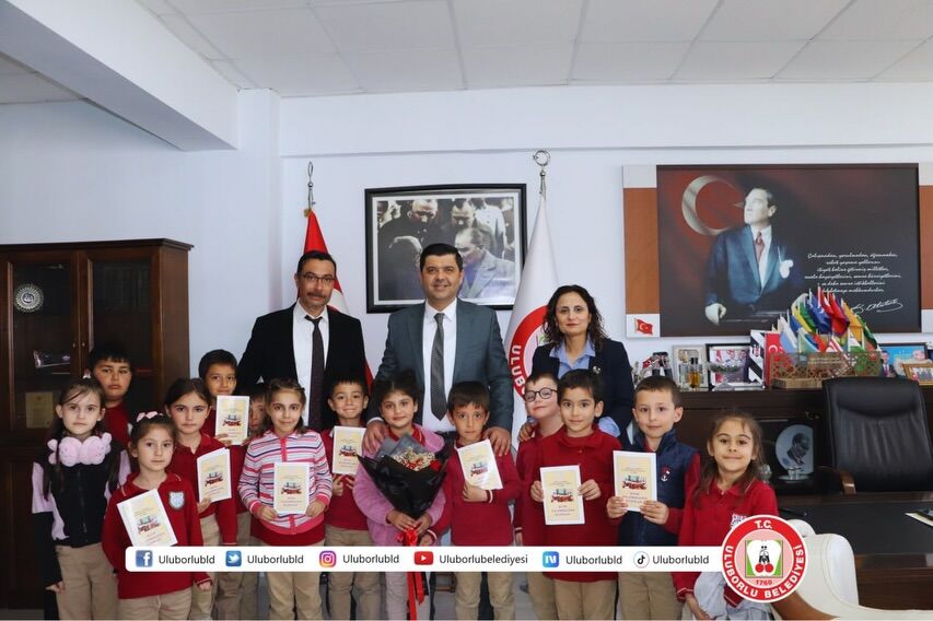 651493638 18566301511010265 5245089990888996562 N