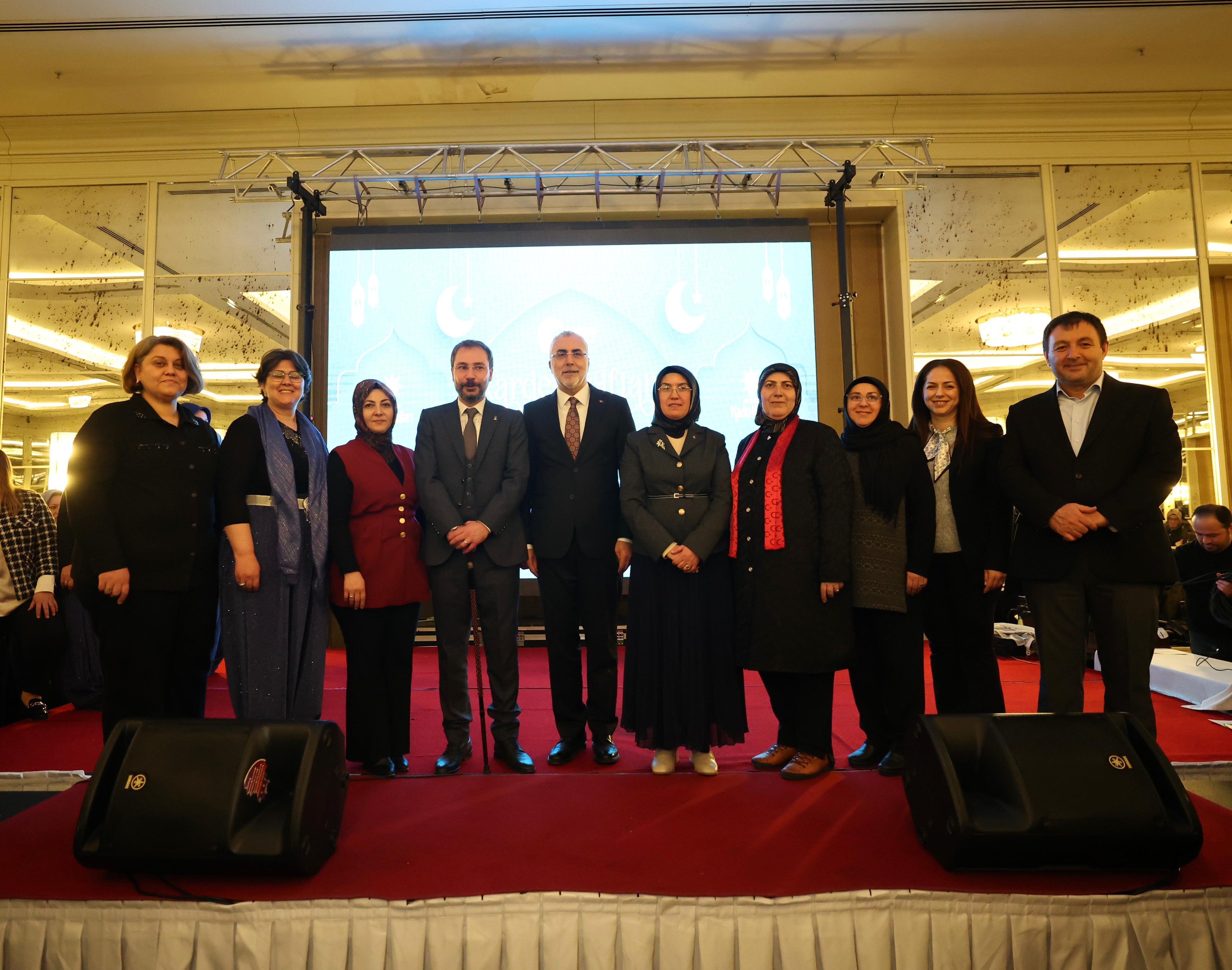 H Cw Hy8 La U A A4Gz A