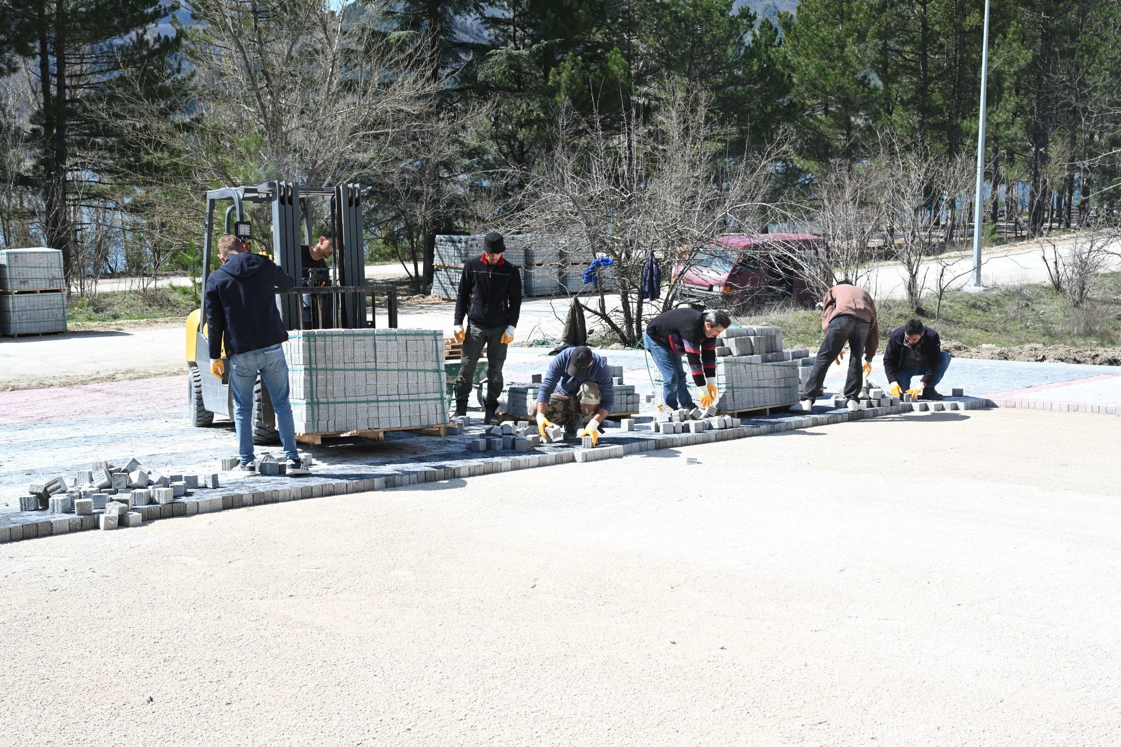 08 04 2026 Golcuk Tabiat Parki Cevre Duzenleme Calismalari (1)-1