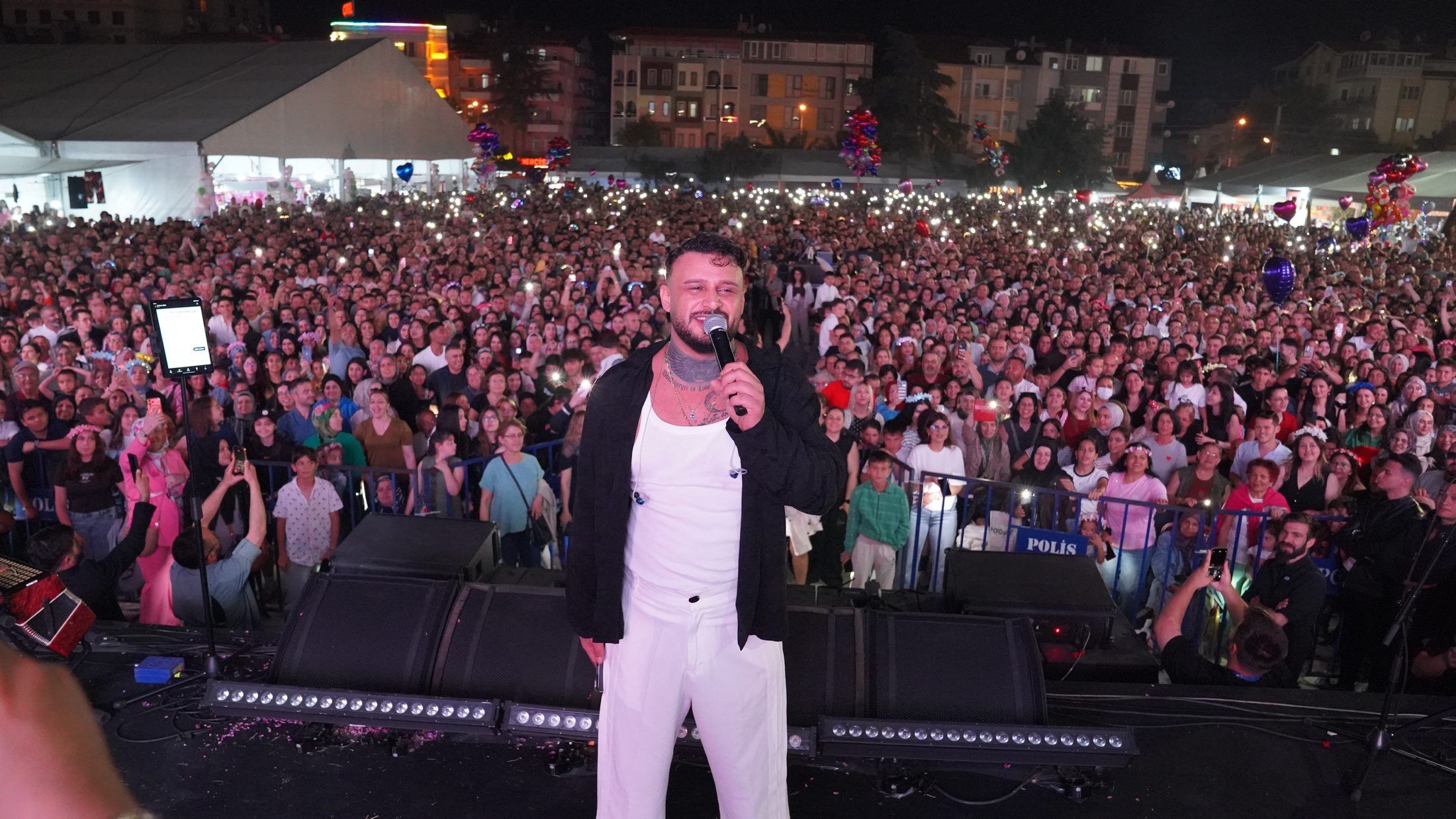 06 06 2026 Gul Festivali Pau Konser (8)