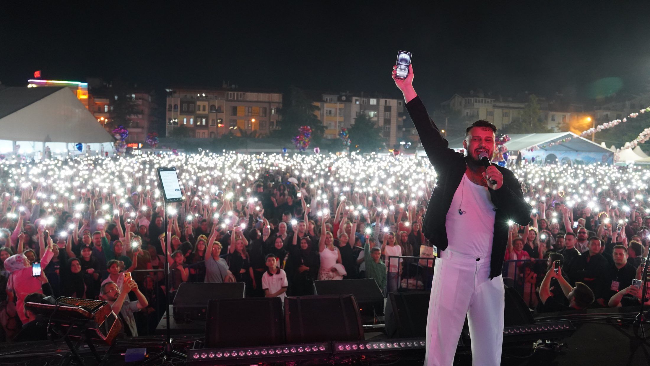 06 06 2026 Gul Festivali Pau Konser (9)
