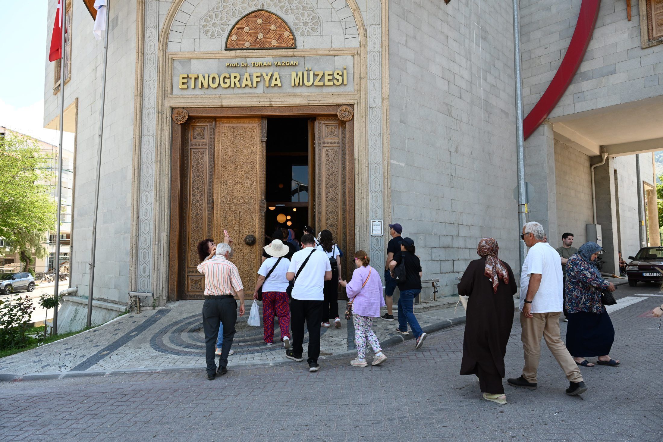 07 06 2026 Gul Festivali Ziyaretci Akini (9)