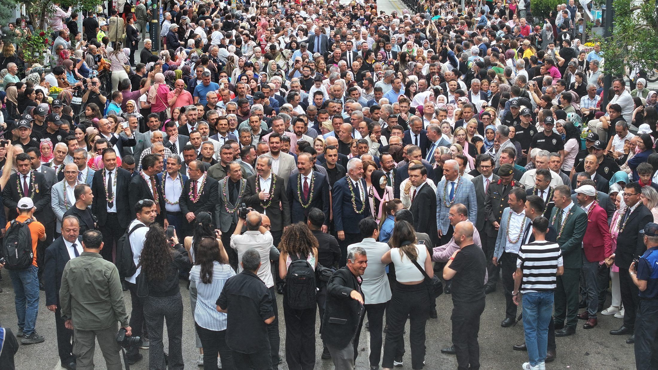 08 06 2026 Baskan Gul Festivali Tesekkur (10)