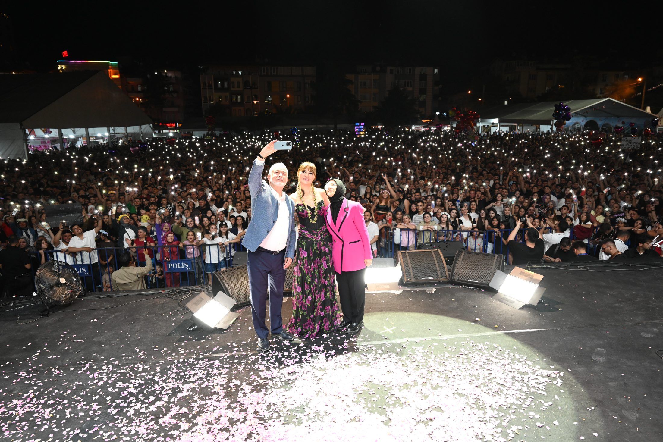 08 06 2026 Baskan Gul Festivali Tesekkur (9)