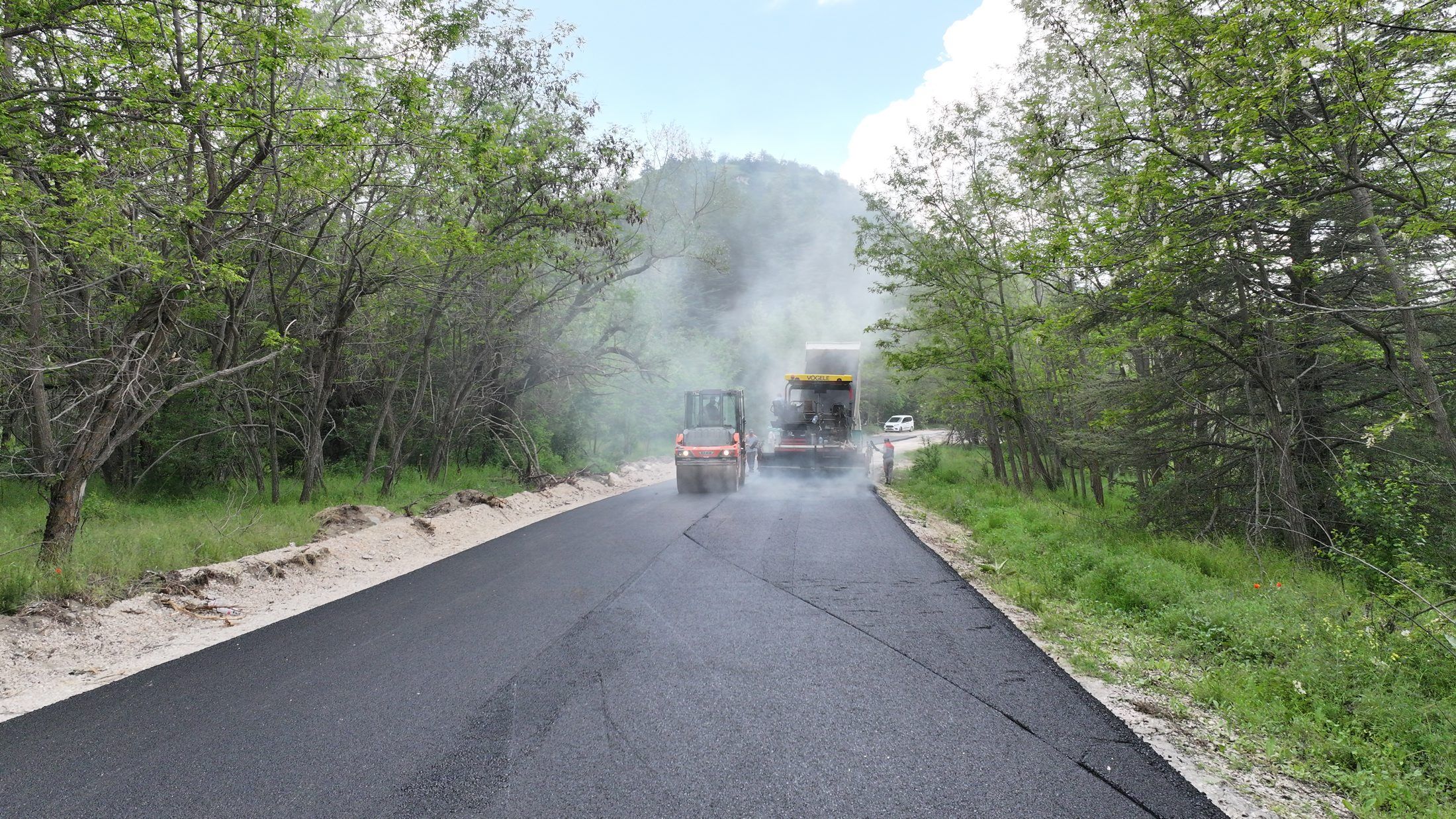 13 06 2026 Golcuk Tabiar Parki Asfaltlama (1)