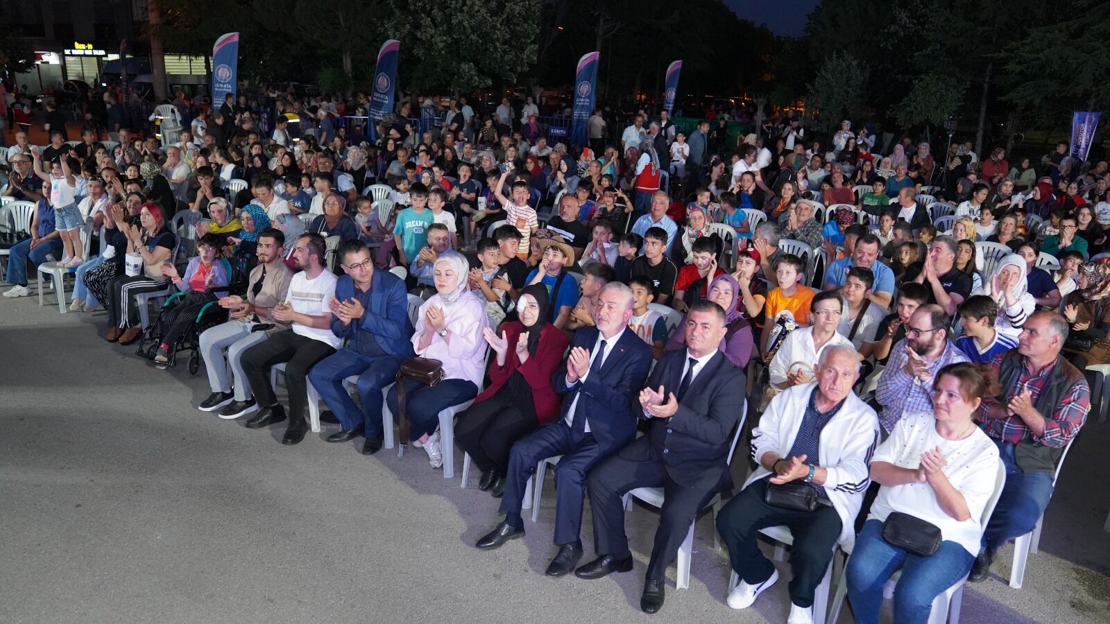 24 06 2026 Davraz Mahallesi Vatandas Soruyor Baskan Cevapliyor (9)