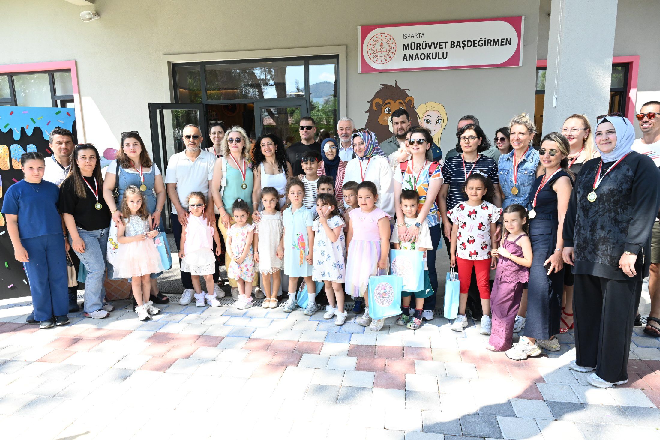26 06 2026 Baskan Muruvvet Basdegirmen Anaokulu Karne Toreni (12)