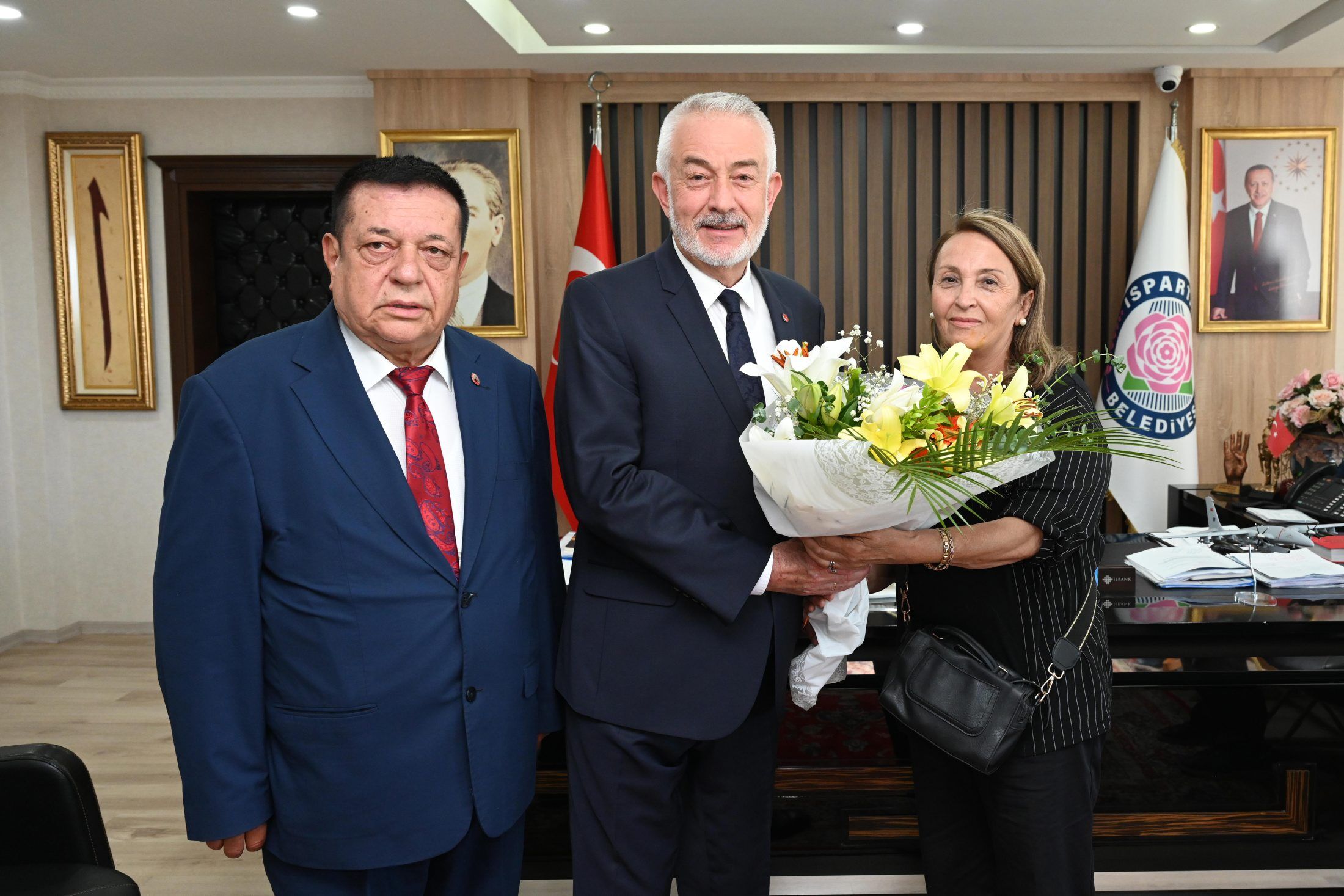 30 06 2026 Emekliler Dernegi Abdülkadir Ersal Baskana Ziyaret (1)