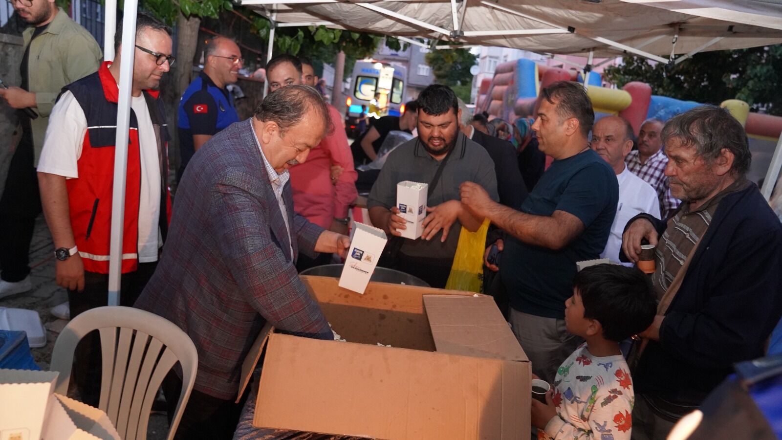 03 07 2026 Yaz Aksami Sinemasi Baglar Mahallesi (5)