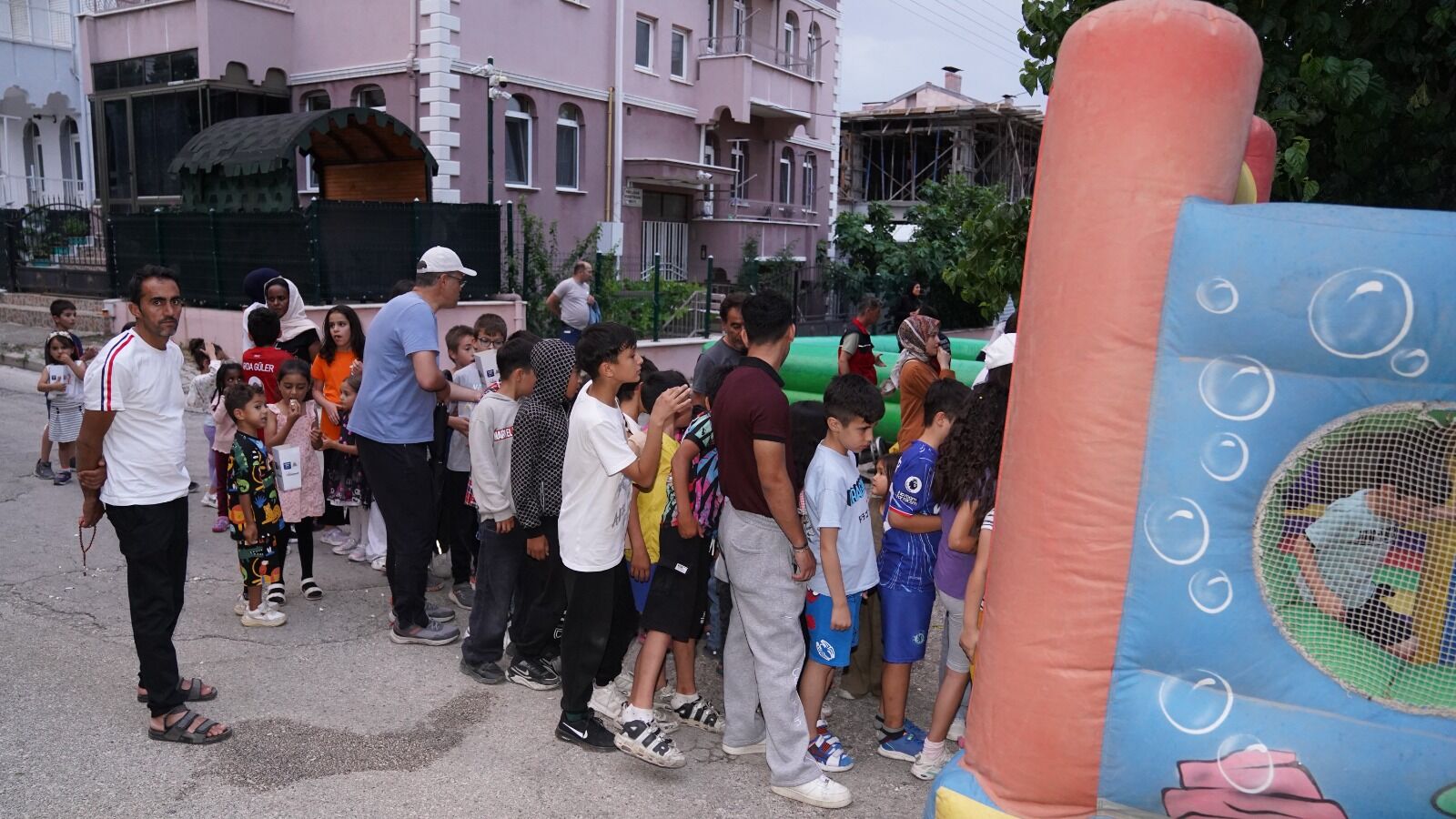 03 07 2026 Yaz Aksami Sinemasi Baglar Mahallesi (8)