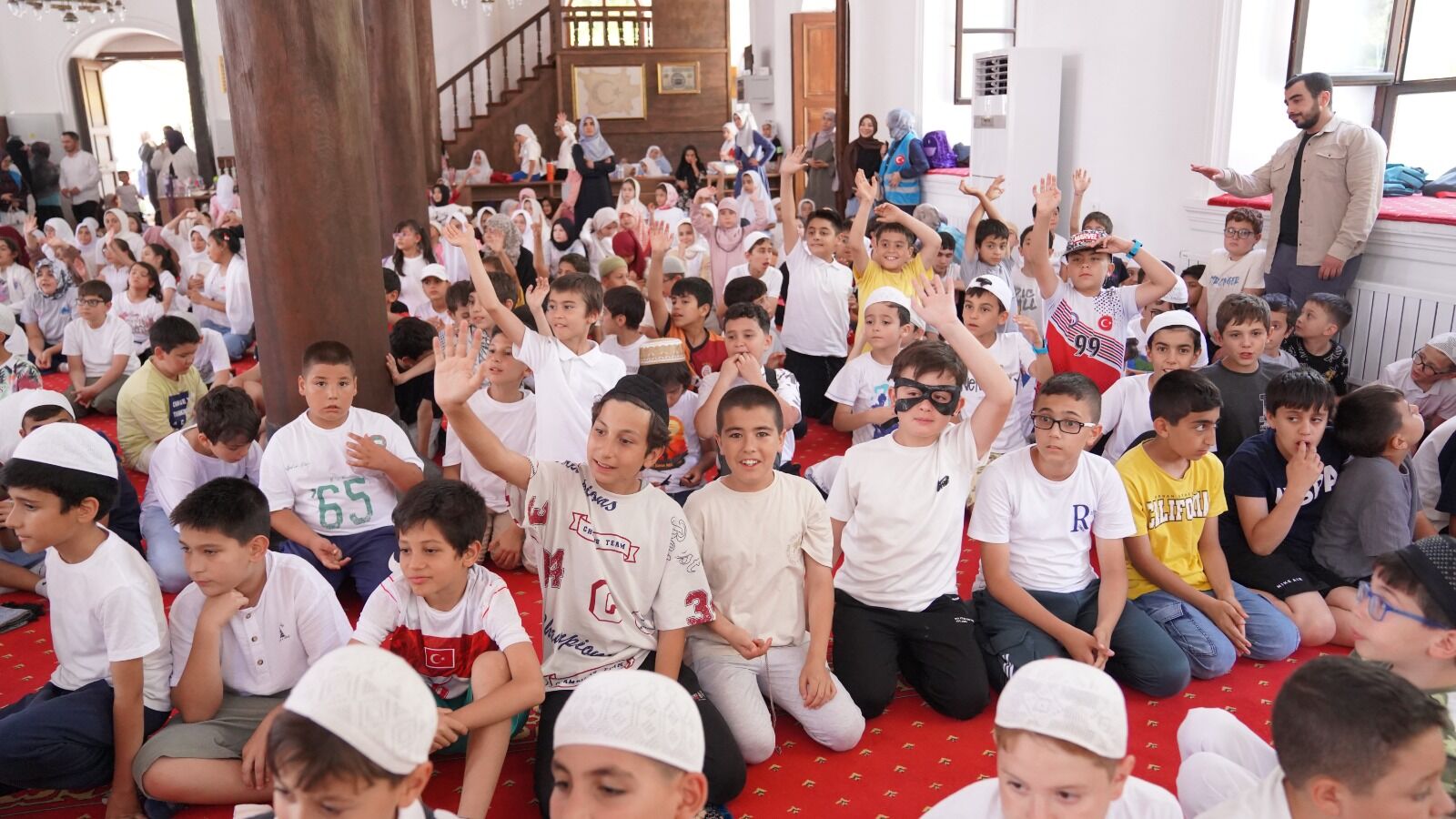 10 07 2026 Baskan Tugva Ulu Cami Cocuk Bulusma (11)