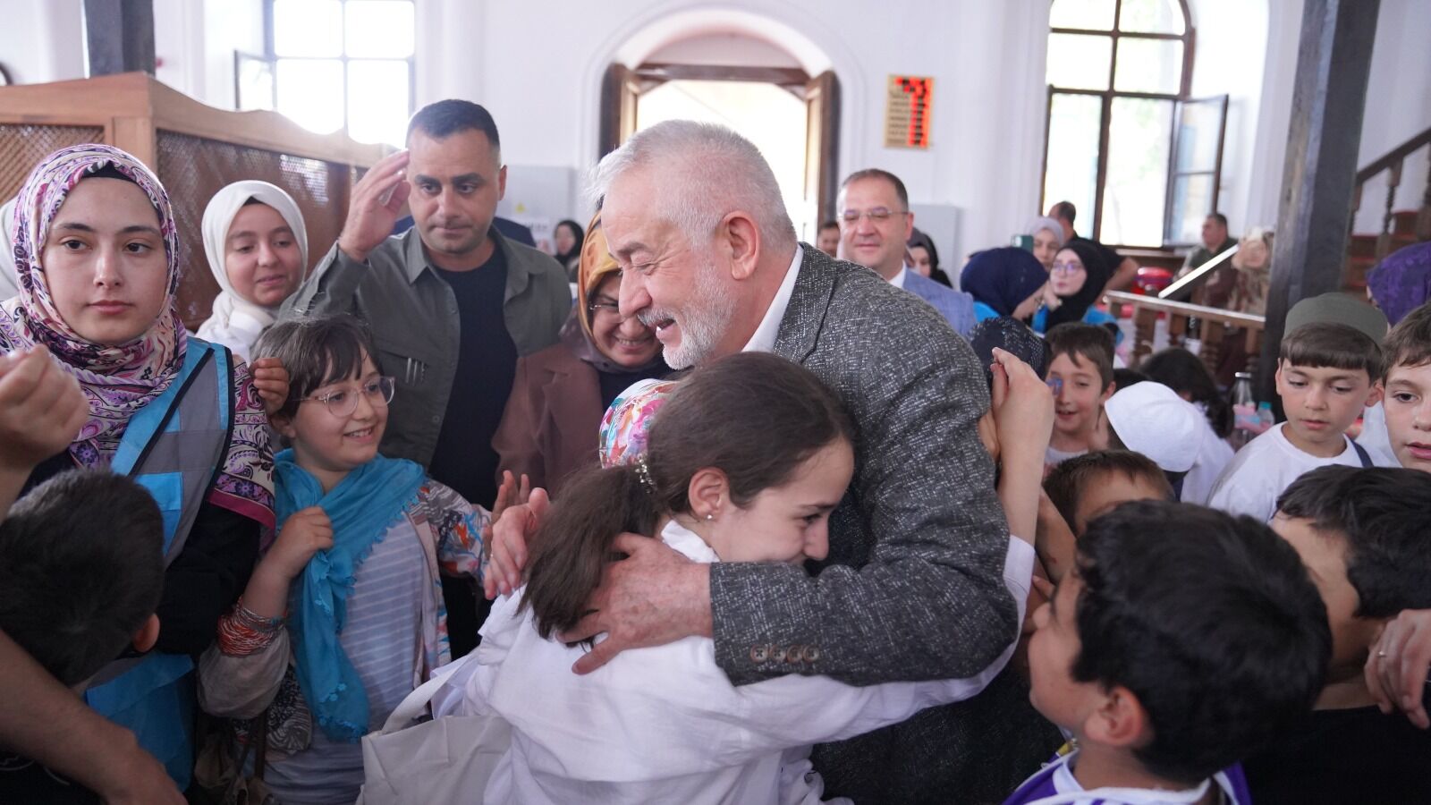 10 07 2026 Baskan Tugva Ulu Cami Cocuk Bulusma (3)
