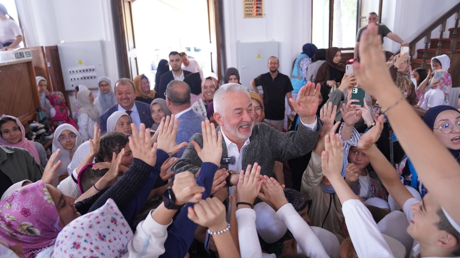 10 07 2026 Baskan Tugva Ulu Cami Cocuk Bulusma (4)
