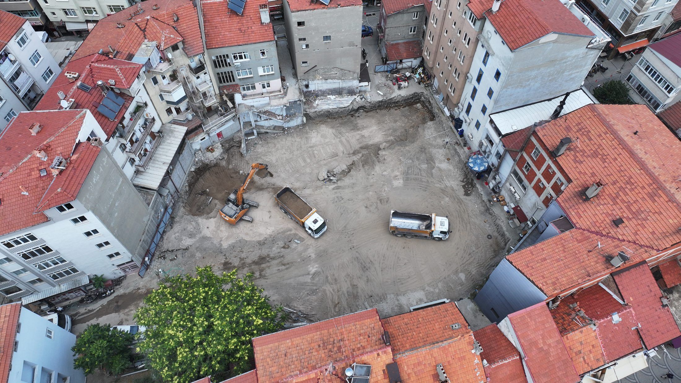 10 07 2026 Mimar Sinan Katlı Otopark Hafriyat Alimi (1)