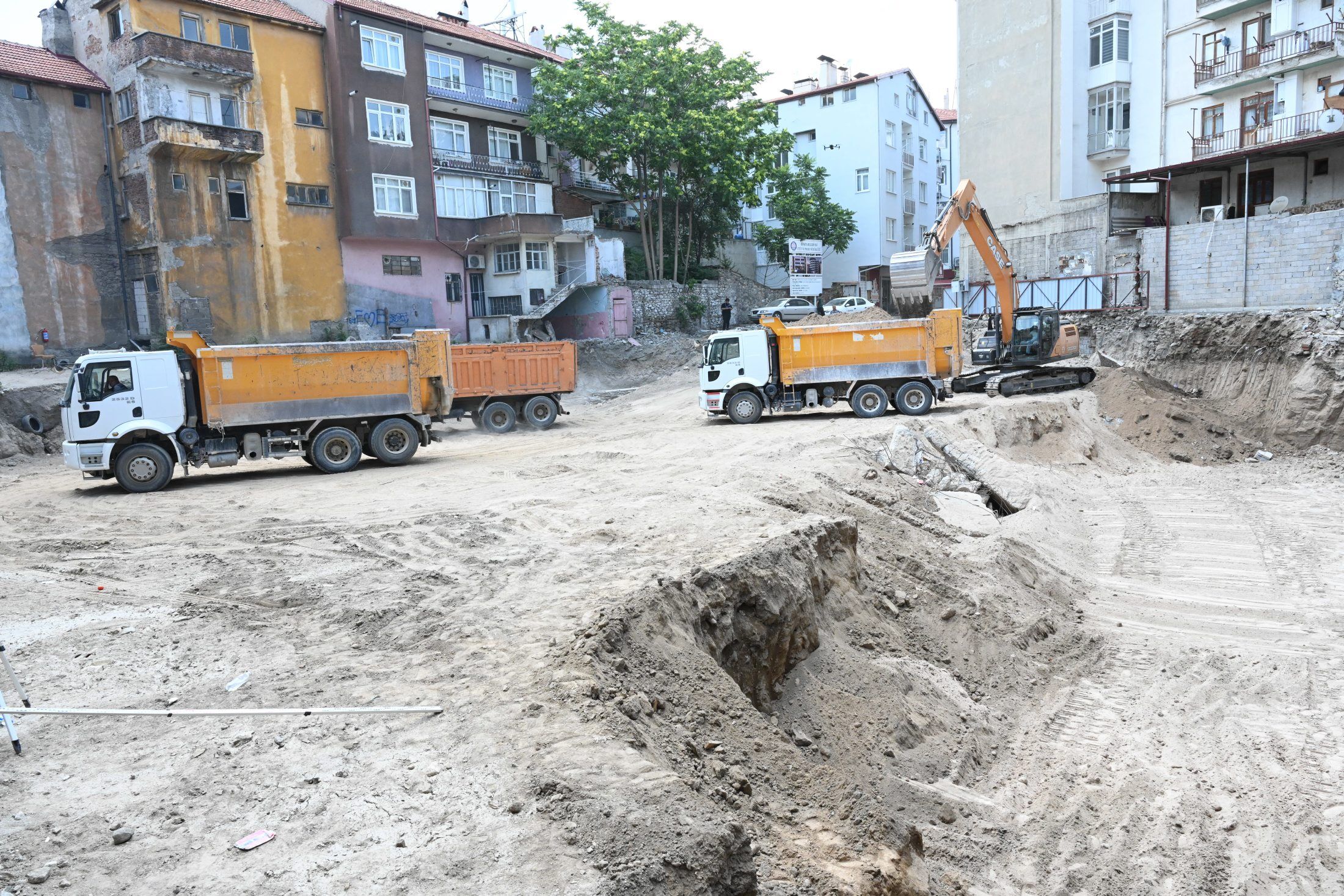 10 07 2026 Mimar Sinan Katlı Otopark Hafriyat Alimi (3)