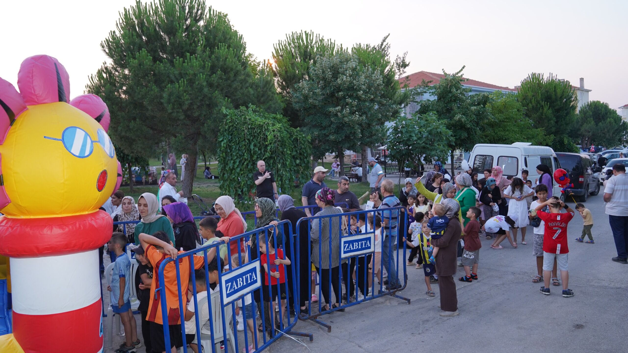 23 07 2026 Yaz Aksami Cocuk Sinemasi Batikent Mahallesi (6)