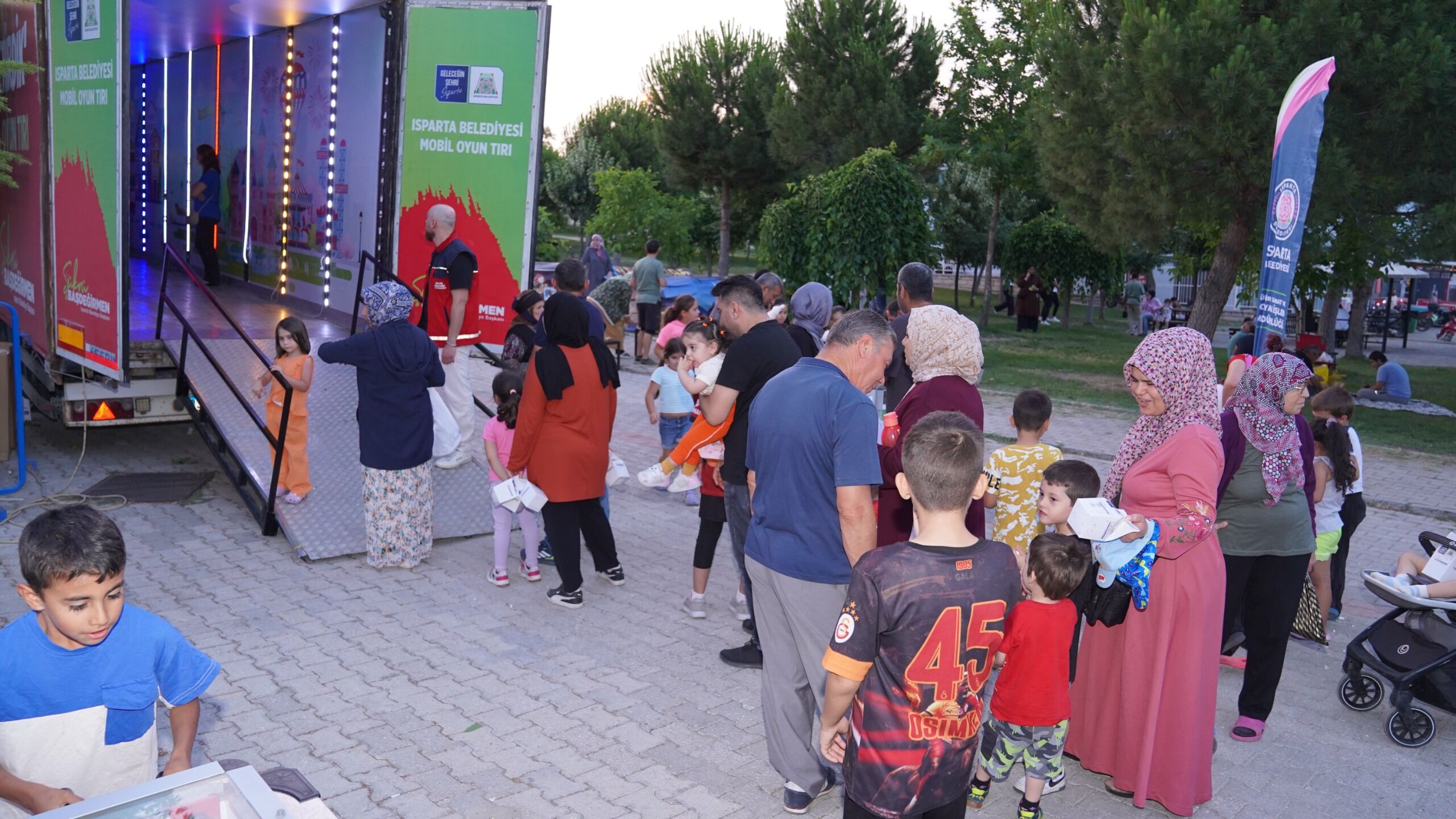 23 07 2026 Yaz Aksami Cocuk Sinemasi Batikent Mahallesi (8)