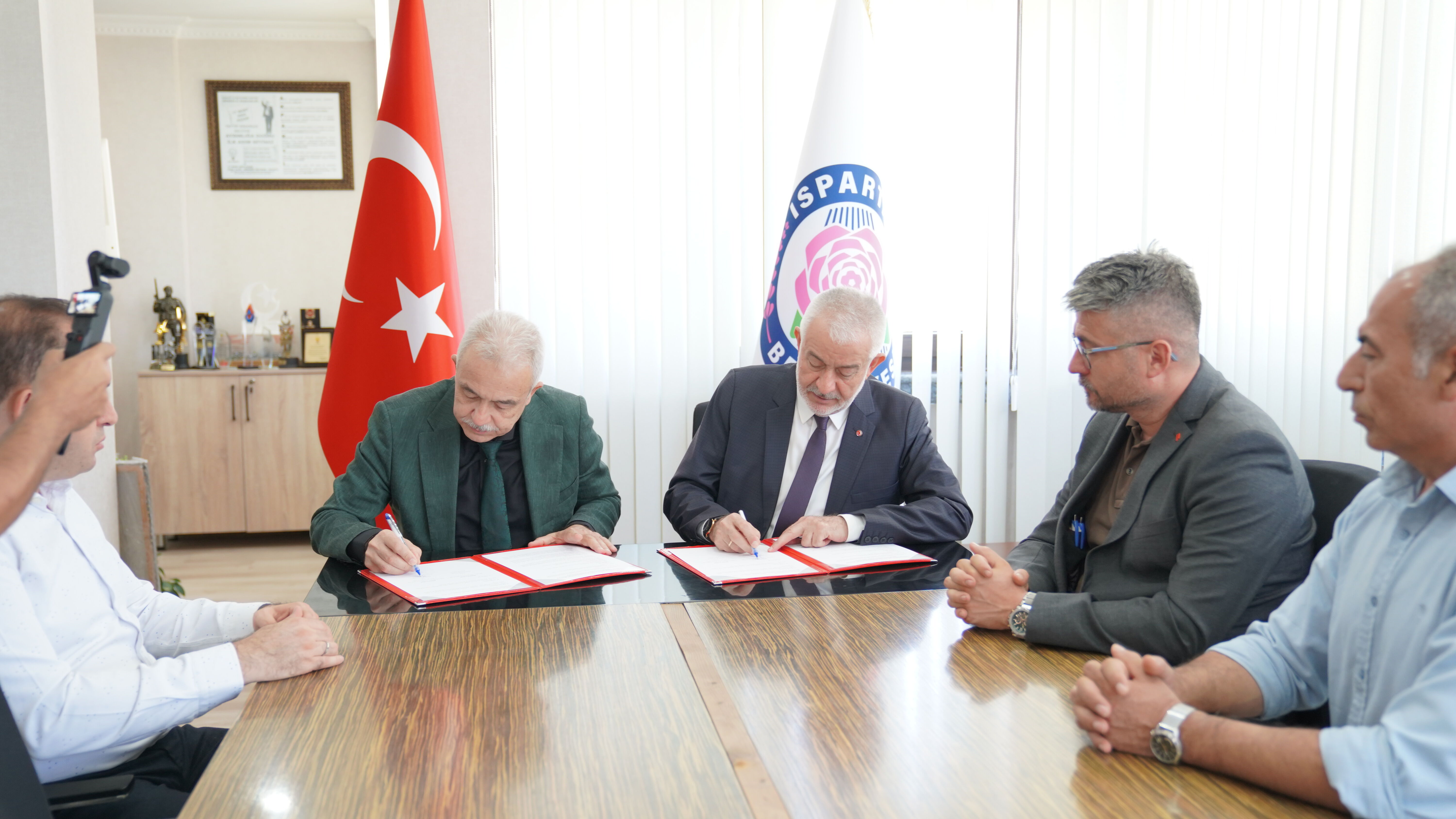 01 09 2026 Golcuk Tabiat Parki Doga Egitim Merkezi Protokol Imza (2)