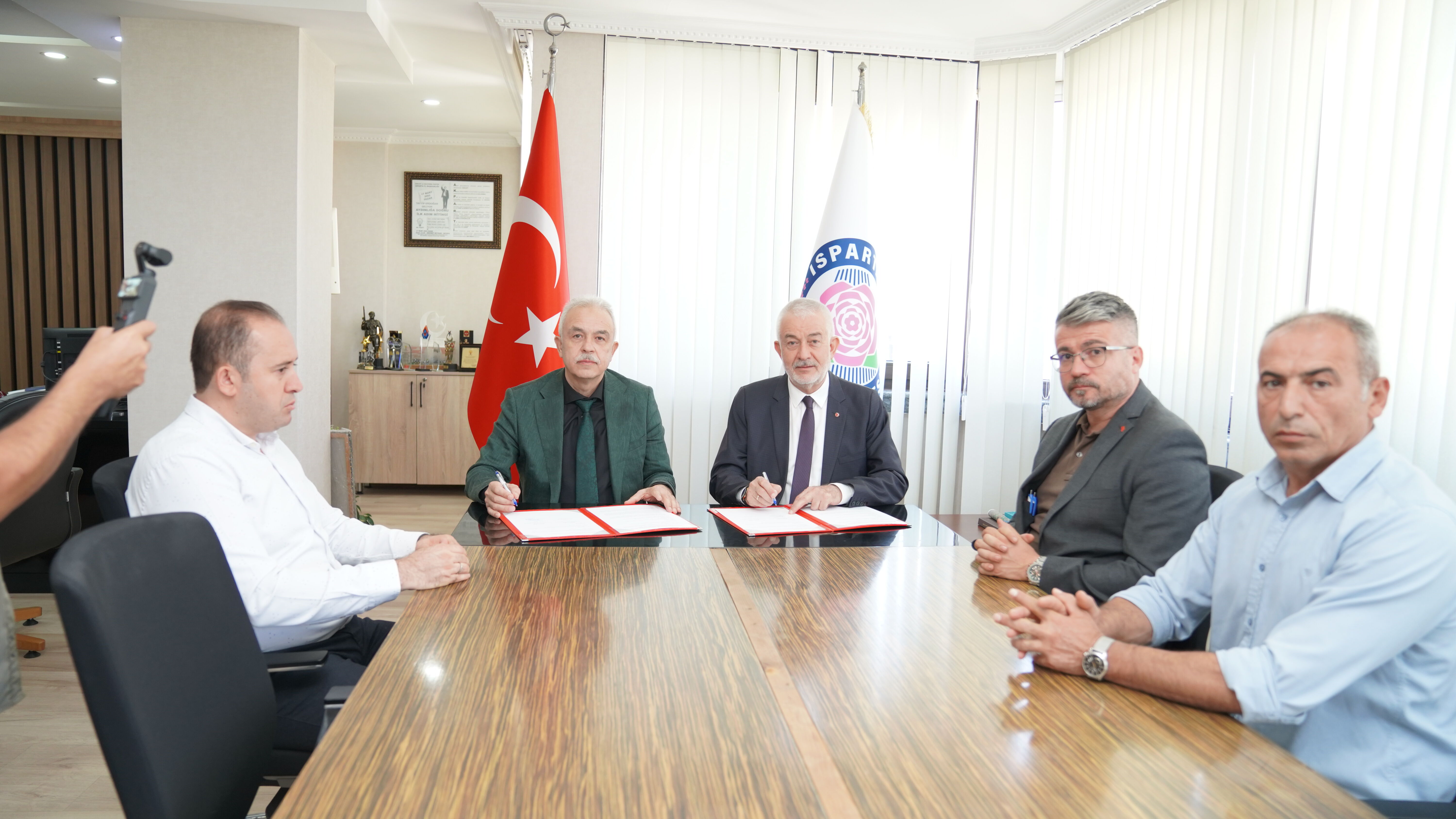 01 09 2026 Golcuk Tabiat Parki Doga Egitim Merkezi Protokol Imza (3)