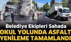 Belediyeden Okul Çevresinde Asfalt Mesaisi
