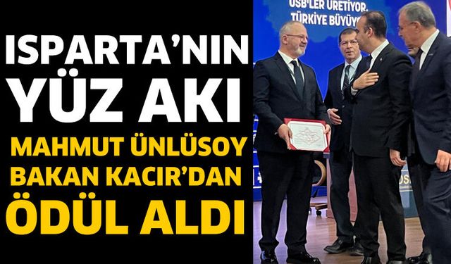 Mahmut Ünlüsoy'a Bakan Kacır'dan ödül