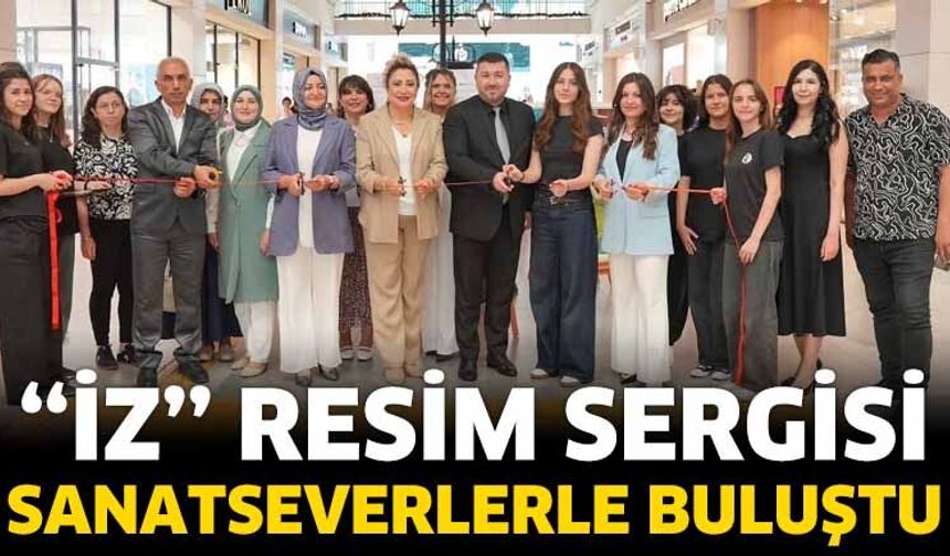 ''İz” Resim Sergisi Sanatseverlerle Buluştu
